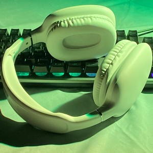 The Latest Technology Control Buttons Headset Gaming Bluthoot P9 Wireless Headphone